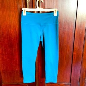 Z by Zella Teal color cropped tights